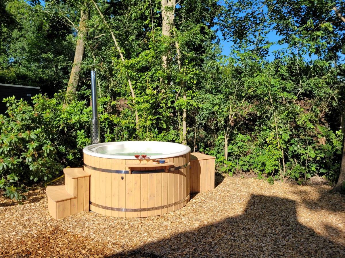 Retro Chic Wellness Met Hottub & Sauna Ewijk Exterior foto