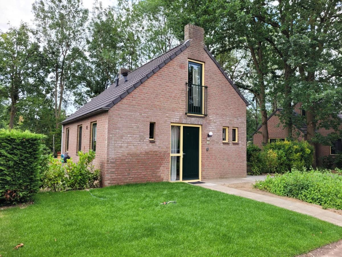 Retro Chic Wellness Met Hottub & Sauna Ewijk Exterior foto